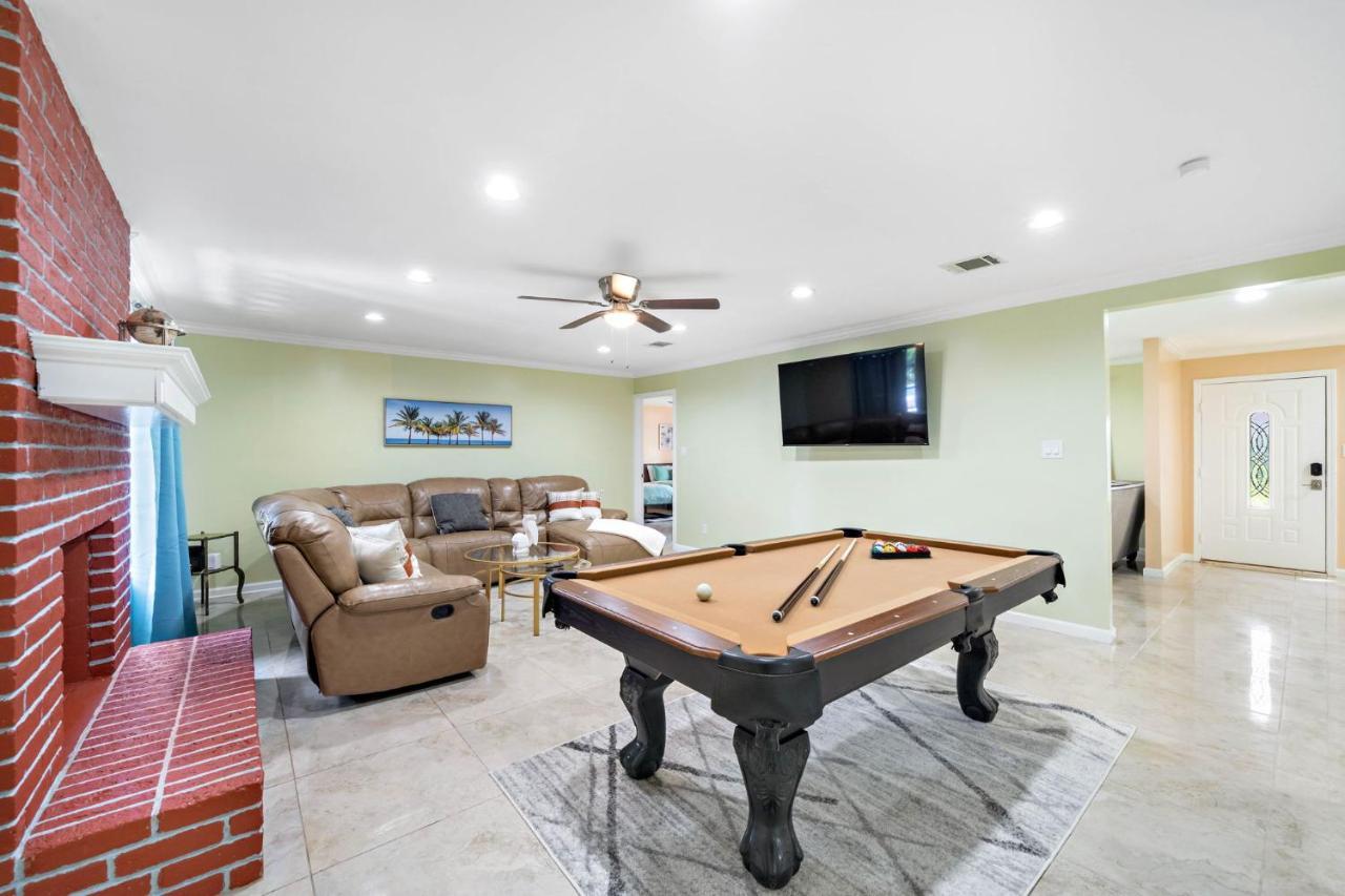 فيلا Pool Oasis Games Wifi Bbq Yard Sleep 16 هيوستن المظهر الخارجي الصورة